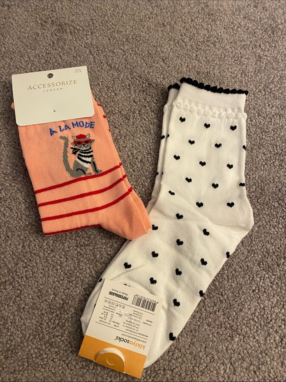 Accessorize Pink Cat-Graphic Socks & White Heart-Print Socks